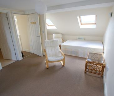 Studio Flat, Western Avenue, W3 - Photo 5