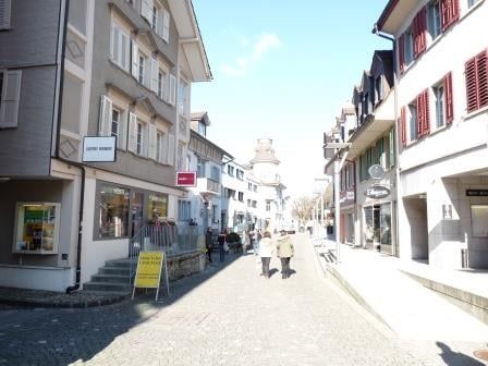 "Renovated old building apartment for young people in the center" - Photo 4