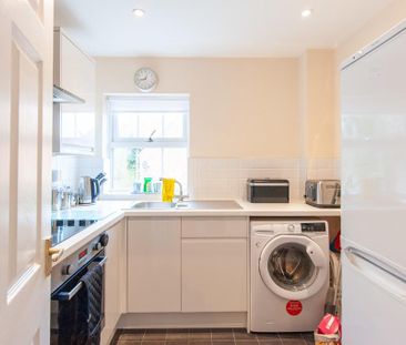 2 bedroom apartment to rent - Photo 5