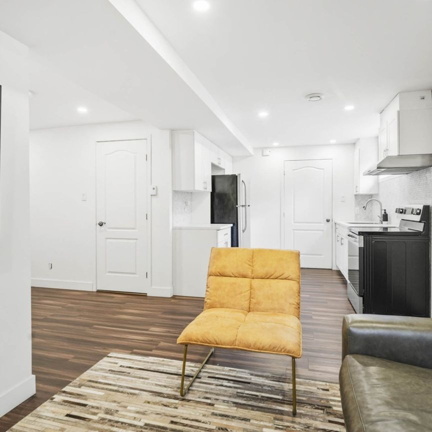 🔥 Bachelor entièrement rénové meublé 🏠 - Photo 1