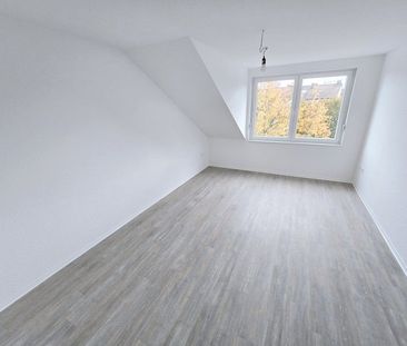 Aufstockung/Erstbezug: Tolle Wohnung mit Fußbodenheizung und West-B... - Photo 1