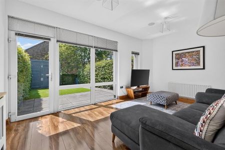 23 Badgers Lane, Lisburn, BT28 2ZH - Photo 2