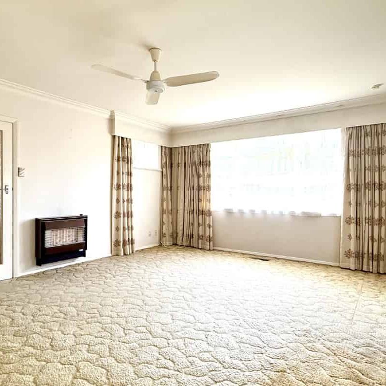 3 Bedroom Home in Heretaunga - Photo 1