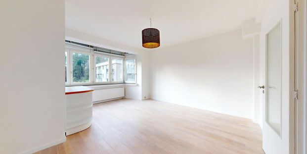 Appartement te huur in Oudergem voor € 1.000 met 1 slaapkamer - Foto 1