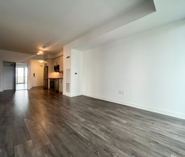 For Lease - 105 Oneida Crescent Unit# 1205, Richmond Hill, Ontario - Photo 2
