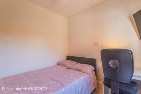 41 Scarborough Terrace - Photo 3