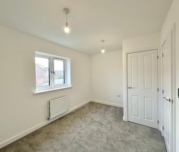 3 bedroom terraced house to rent - Photo 4