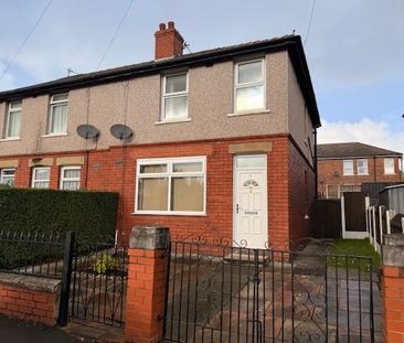 2 bedroom end of terrace house to rent - Photo 1