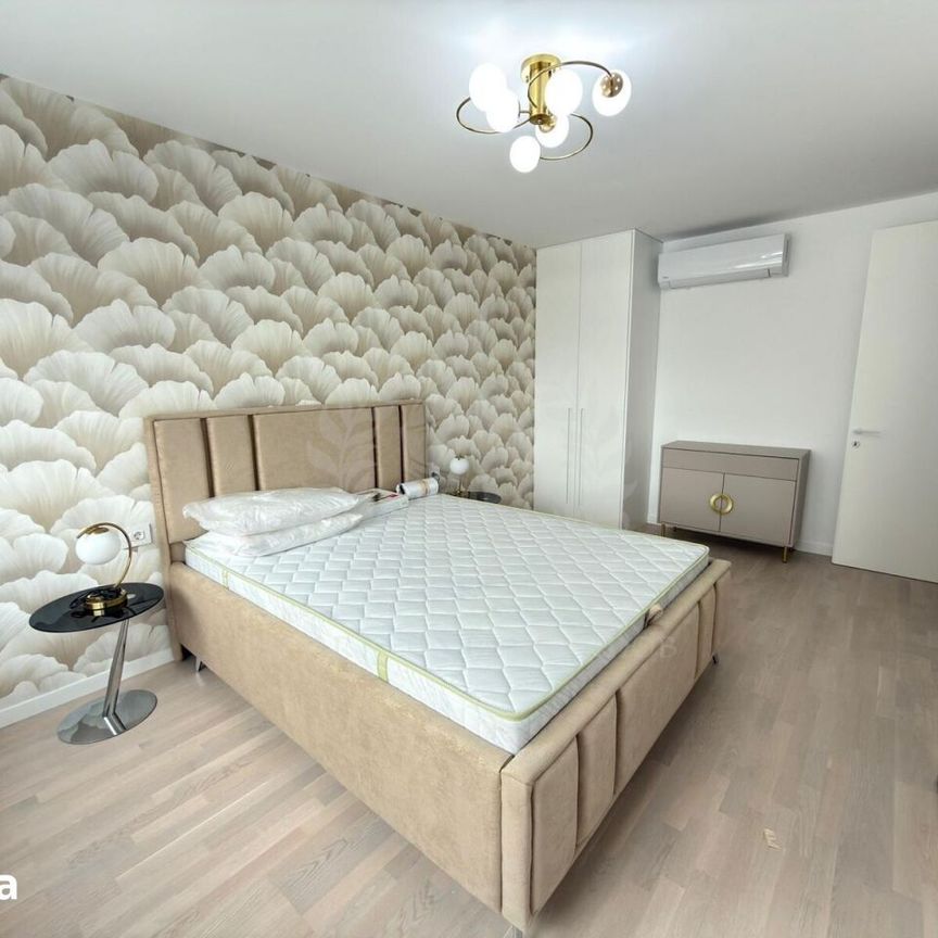 2 CAMERE //BUCEGI 12 // CENTRAL// - Photo 1