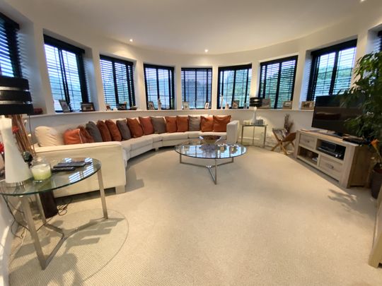 Compton Avenue, Poole, Dorset, BH14 - Photo 1