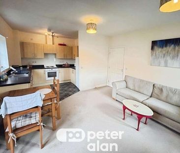 Jamaica Grove, Coedkernew, Newport, NP10 - Photo 1