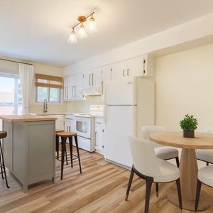 3 1/2 - Montréal - 1 400 $/mois - Photo 2