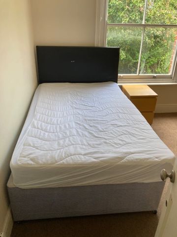 2 Bed Flat, Tennyson Road, SO17 - Photo 3