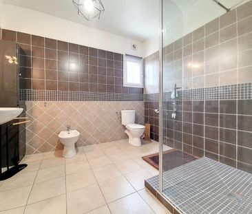 Location Appartement 3 pièces 81m² AFA 20167 - Photo 2