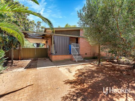 Family Home with Rumpus Room - Photo 2