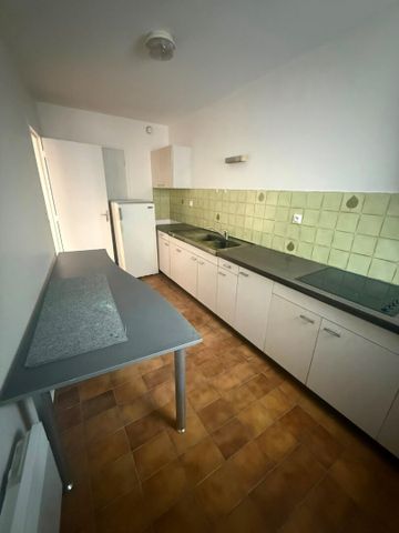 Location Appartement 1 pièce 38m² - Photo 4