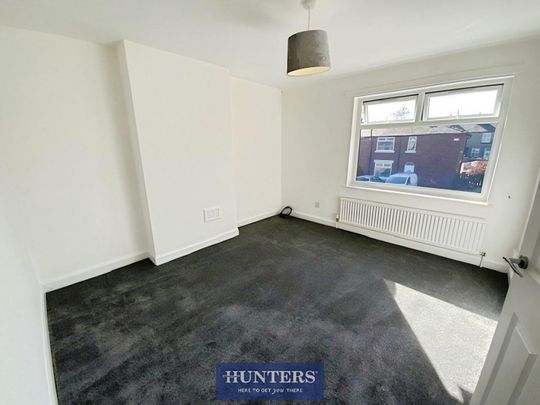3 bedroom House To Let Total Size: 1045 SQ FT - Photo 1