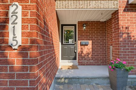For Lease - 2215 Silverado Crescent, Orleans - Cumberland and Area, Ontario - Photo 2