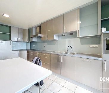 RUIM APPARTEMENT VAN 180 M² MET 2 SLAAPKAMERS, RUIME LEEFRUIMTE EN ... - Photo 6