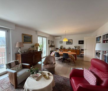 Appartement meublé Colmar 5 pièce(s) 132,66 m2 - Photo 2