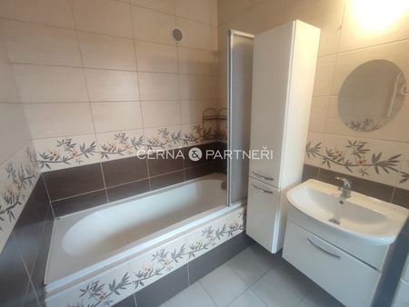 Pronájem bytu 2+1 60 m² - Photo 3