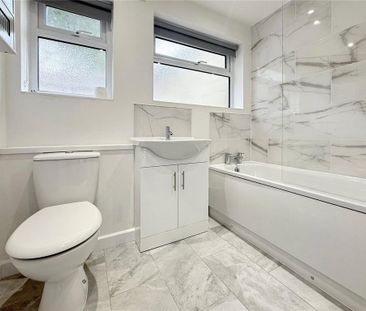 2 bedroom terraced house to rent - Photo 6