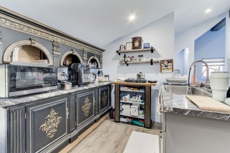 For Lease - 303 LAKE DR EAST UNIT A Drive, Georgina, Ontario - Photo 5