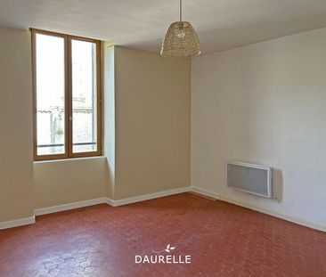 Location Appartement 2 pièces 61m² CHATEAURENARD 13160 - Photo 1