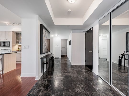 For Lease - 18 Yorkville Avenue Unit# 3402, Toronto, Ontario - Photo 1