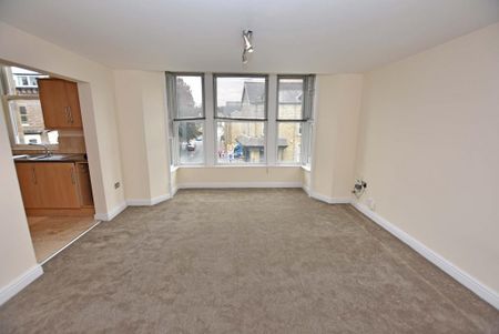 2 bedroom apartment to rent - Photo 3