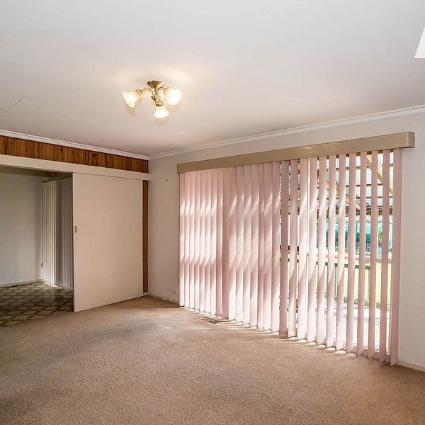 9 Bentley Street, Wantirna VIC 3152 - Photo 1