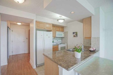 For Lease - 10 Northtown Way Unit# 1913, Toronto, Ontario - Photo 2