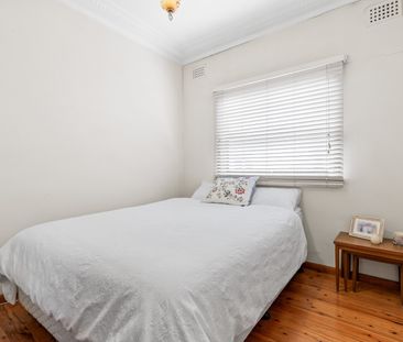 5 Fryer Avenue, Wentworthville NSW 2145 - House For Rent | Domain - Photo 6