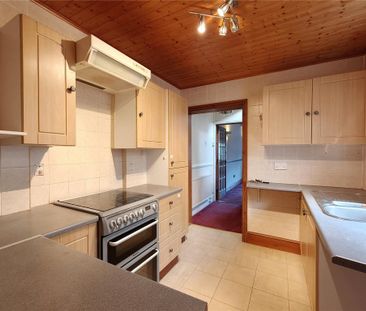 3 bedroom terraced house to rent - Photo 5