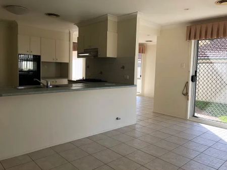 Comfortable Family Living in a Quiet Kellyville Ridge Setting - Photo 2