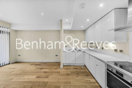 This Space, Nine Elms, SW8 - Photo 4