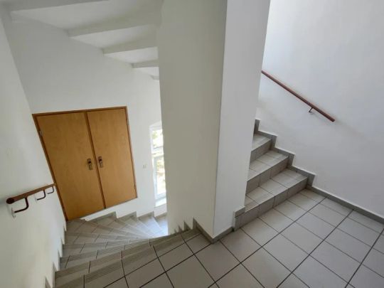 Neu renovierte helle 2 ZKB-Wohnung in zentraler Lage - 500 € Küchenzuschuss !! - Photo 1