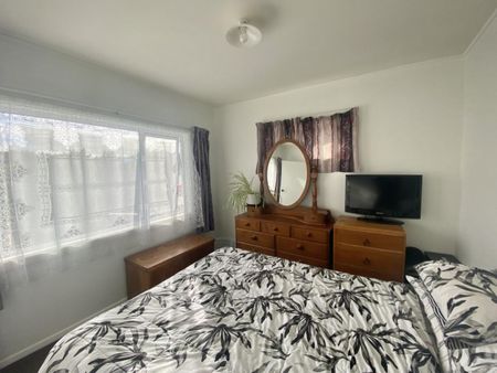 Easy Care Flat in close proximity to Richmond - Photo 5