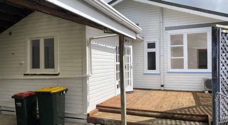 3 Bedroom home with sunroom in Boulcott - Photo 4