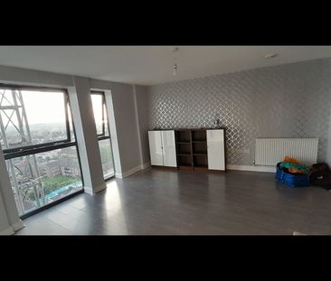 1 Bed Flat, City House, CR0 - Photo 2
