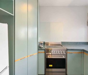 Lovely 2-bedroom home on the city end of Mt cook with garage. - Photo 1