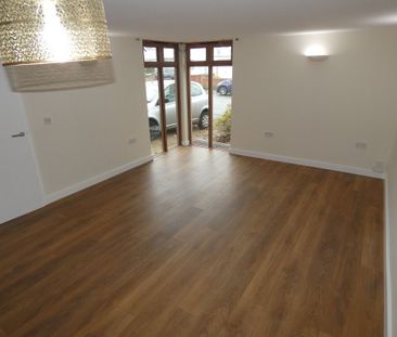 1 bed Apartment - To Let - Photo 4