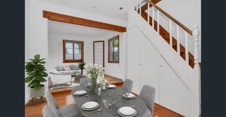 CHARMING PADDINGTON TERRACE IN WALK-EVERYWHERE LOCATION - Photo 3