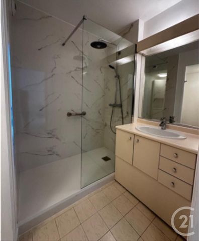 Location Appartement 1 pièce 26m² LE CHESNAY 78150 - Photo 4