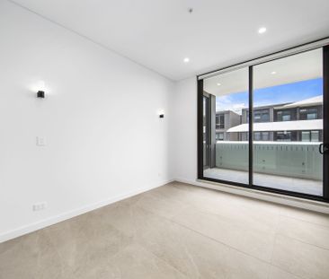 Uniquely Customised Brand-New 3-Bed Apartment in the Heart of Gosfo... - Photo 3