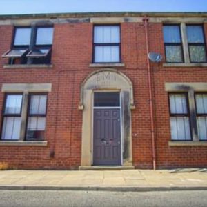 Room 6, 120, Villiers Street, Preston - Photo 2