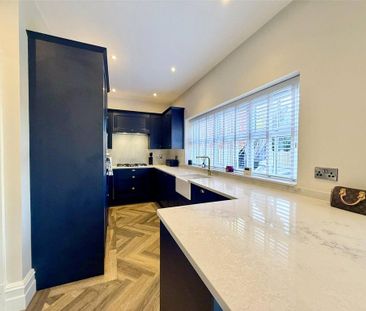 4 bedroom detached house to rent - Photo 6