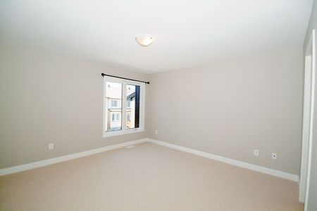 For Lease - 733 Twist Way, Kanata, Ontario - Photo 2