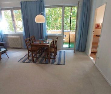 Helle Sonnige & Sanierte Wohnung mit Süd-Balkon in Steglitz - Photo 2