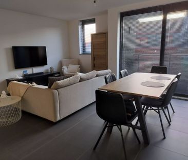 Modern eenslaapkamerappartement met twee terrassen en autostaanplaa... - Photo 2